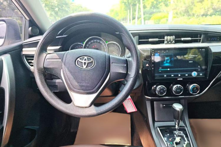 Used Toyota Corolla 2017 1.6L CVT GL Audio And AC Panel