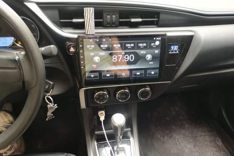 Used Toyota Corolla 2017 Revised Version 1.2T S-CVT GL Audio And AC Panel