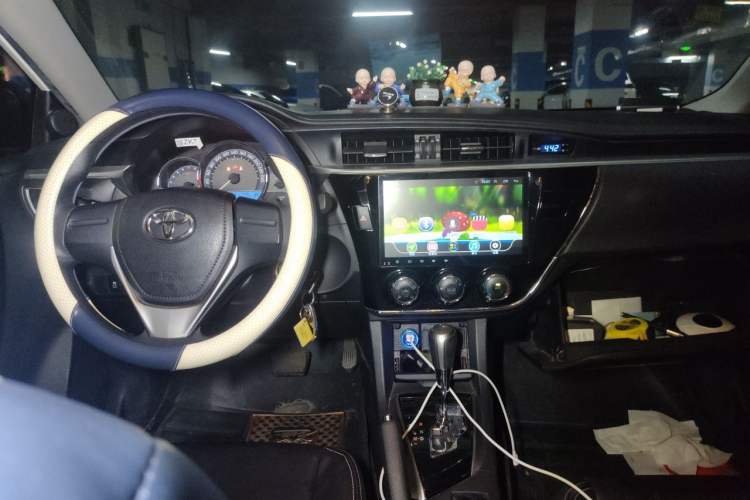 Used Toyota Corolla 2017 1.2T CVT GL Audio And AC Panel