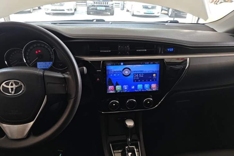 Used Toyota Corolla 2017 1.2T CVT GL Audio And AC Panel