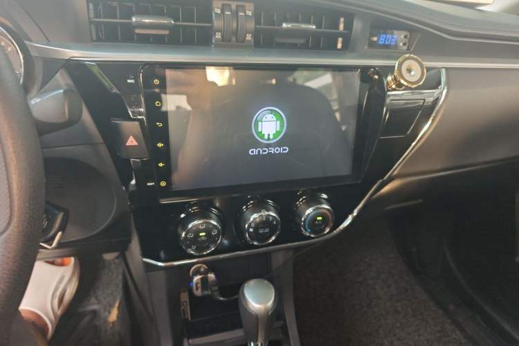 Used Toyota Corolla 2017 1.6L CVT GL Audio And AC Panel
