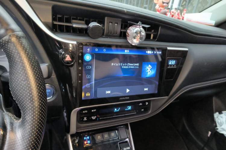 Used Toyota Corolla 2017 Revised Dual-Engine 1.8L E-CVT Elite Edition Audio And AC Panel