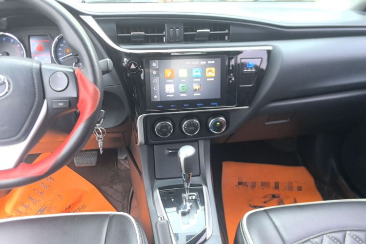 Used Toyota Corolla 2017 Revised Version 1.2T S-CVT GL-i Audio And AC Panel