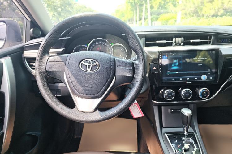 Used Toyota Corolla 2017 1.6L CVT GL Audio And AC Panel