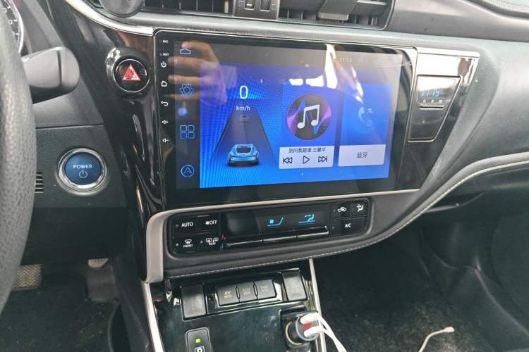 Used Toyota Corolla 2017 Revised Dual-Engine 1.8L E-CVT Leading Edition Audio And AC Panel
