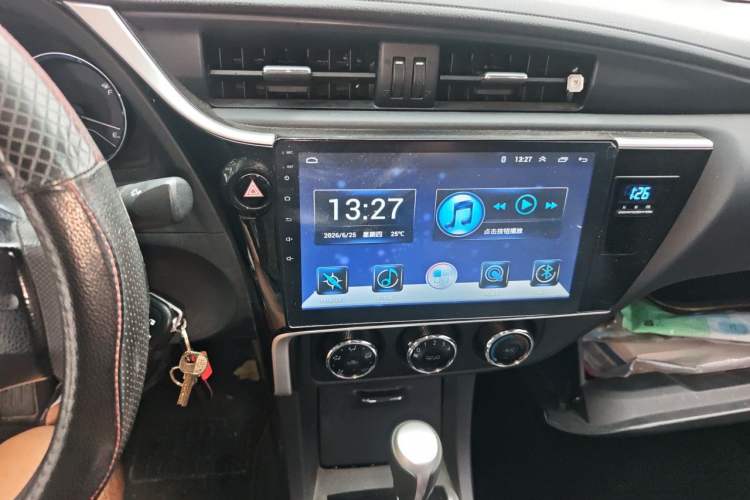 Used Toyota Corolla 2017 Revised Version 1.2T S-CVT GL Audio And AC Panel