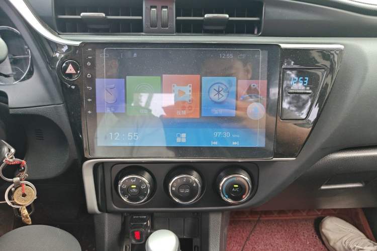 Used Toyota Corolla 2017 Revised Version 1.2T S-CVT GL Audio And AC Panel