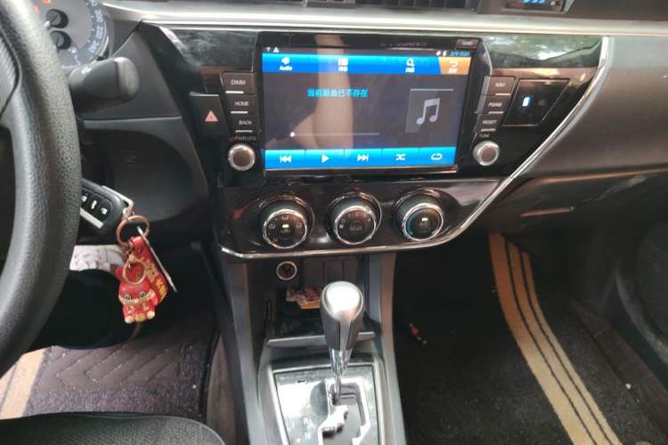 Used Toyota Corolla 2017 1.2T CVT GL-i Audio And AC Panel