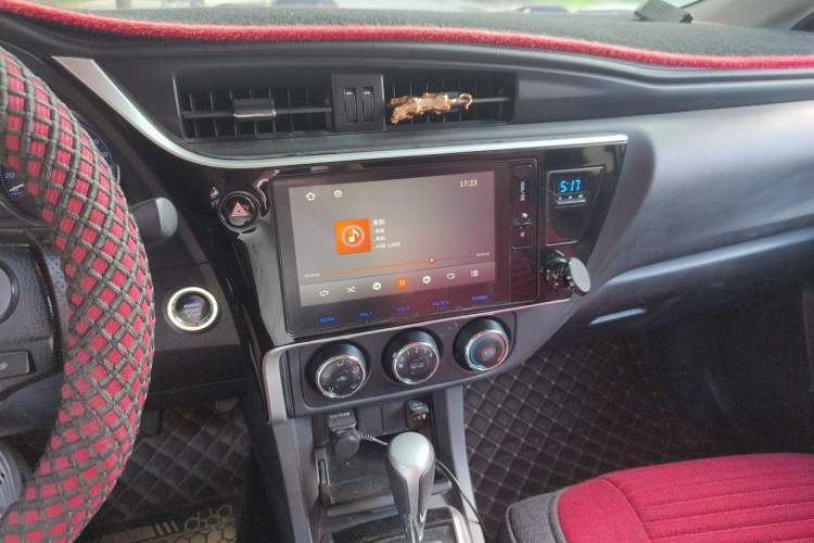 Used Toyota Corolla 2017 Revised Version 1.2T S-CVT GL-i Audio And AC Panel