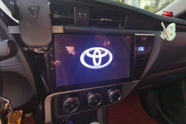 Used Toyota Corolla 2017 Revised Version 1.2T S-CVT GL Audio And AC Panel