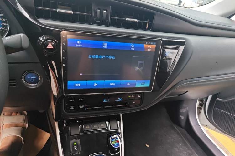 Used Toyota Corolla 2017 Revised Dual-Engine 1.8L E-CVT Leading Edition Audio And AC Panel