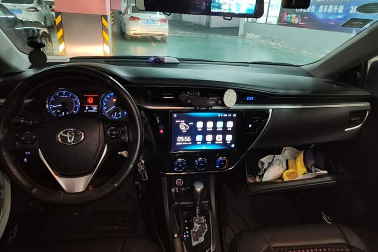 Used Toyota Corolla 2017 1.2T CVT GL-i Audio And AC Panel