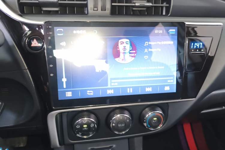 Used Toyota Corolla 2017 Revised Version 1.2T S-CVT GL-i Audio And AC Panel
