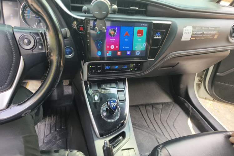 Used Toyota Corolla 2017 Revised Dual-Engine 1.8L E-CVT Leading Edition Audio And AC Panel