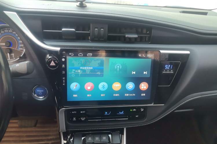 Used Toyota Corolla 2017 Revised Dual-Engine 1.8L E-CVT Elite Edition Audio And AC Panel