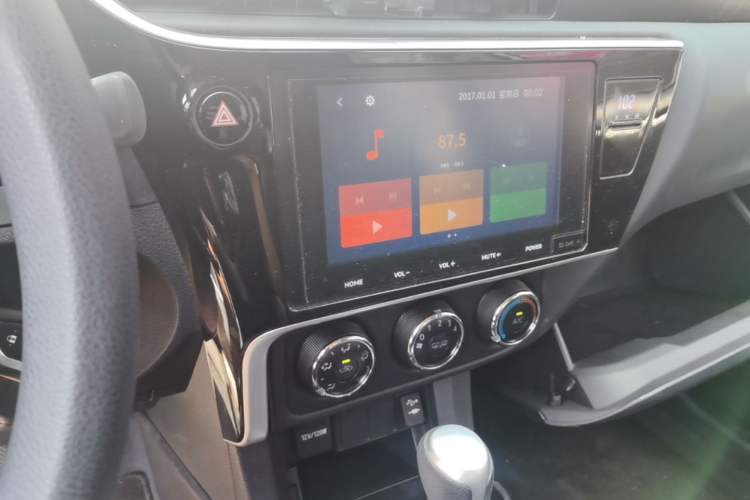 Used Toyota Corolla 2017 Revised Version 1.2T S-CVT GL-i Audio And AC Panel
