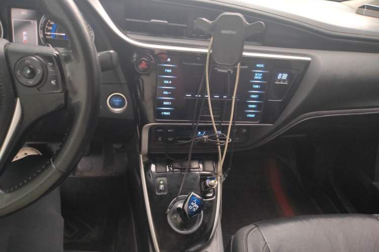 Used Toyota Corolla 2017 Revised Dual-Engine 1.8L E-CVT Elite Edition Audio And AC Panel