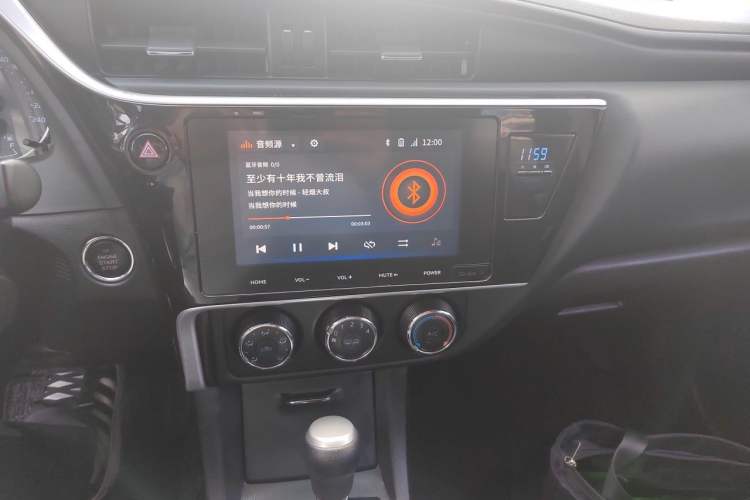 Used Toyota Corolla 2017 Revised Version 1.2T S-CVT GL-i Audio And AC Panel