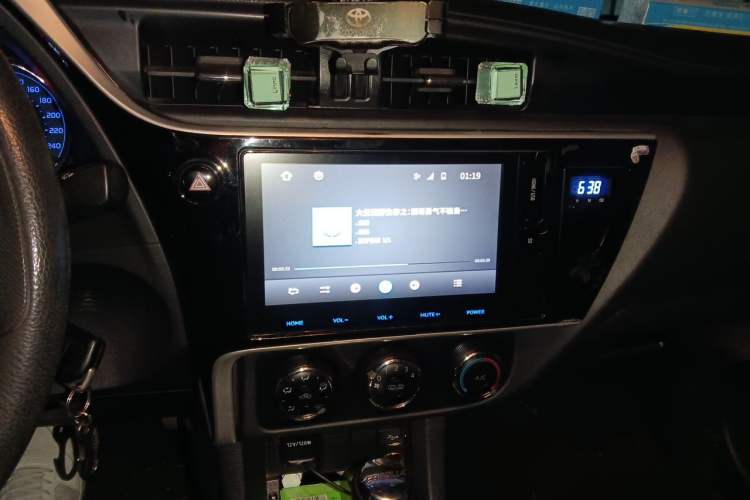 Used Toyota Corolla 2017 Revised Version 1.2T S-CVT GL-i Audio And AC Panel