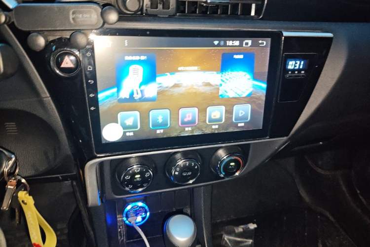 Used Toyota Corolla 2017 Revised Version 1.2T S-CVT GL Audio And AC Panel