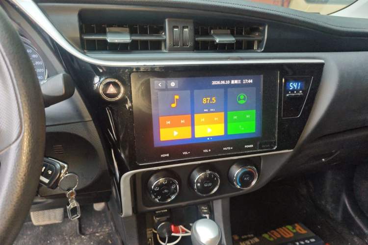 Used Toyota Corolla 2017 Revised Version 1.2T S-CVT GL-i Audio And AC Panel