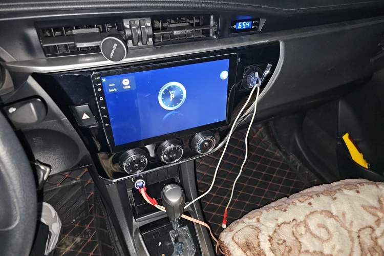 Used Toyota Corolla 2017 1.6L CVT GL Audio And AC Panel