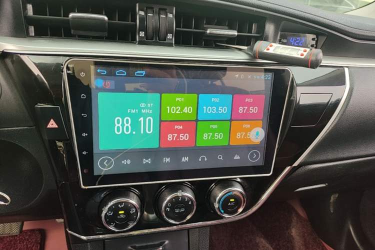 Used Toyota Corolla 2017 1.2T CVT GL Audio And AC Panel