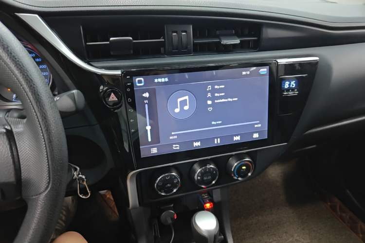 Used Toyota Corolla 2017 Revised Version 1.2T S-CVT GL-i Audio And AC Panel