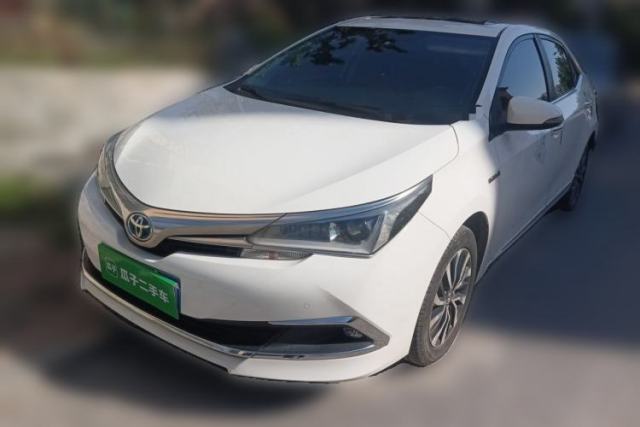 Ojetý Toyota Corolla 2017 Revised Dual-Engine 1.8L E-CVT Elite Edition