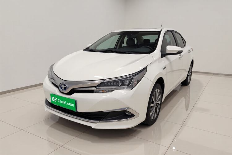 Gebrauchter Toyota Corolla 2017 Revised Dual-Engine 1.8L E-CVT Leading Edition Guazi used car, China used car export, Used car for sale, Used cars, Cheapest cars for sale