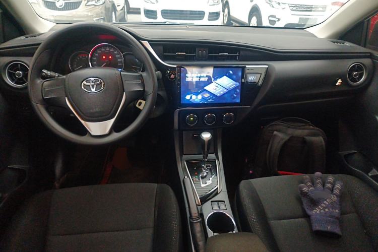 Used Toyota Corolla 2017 Revised Version 1.2T S-CVT GL Center Console