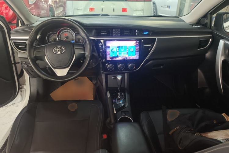 Used Toyota Corolla 2017 Revised Version 1.6L S-CVT GL Center Console