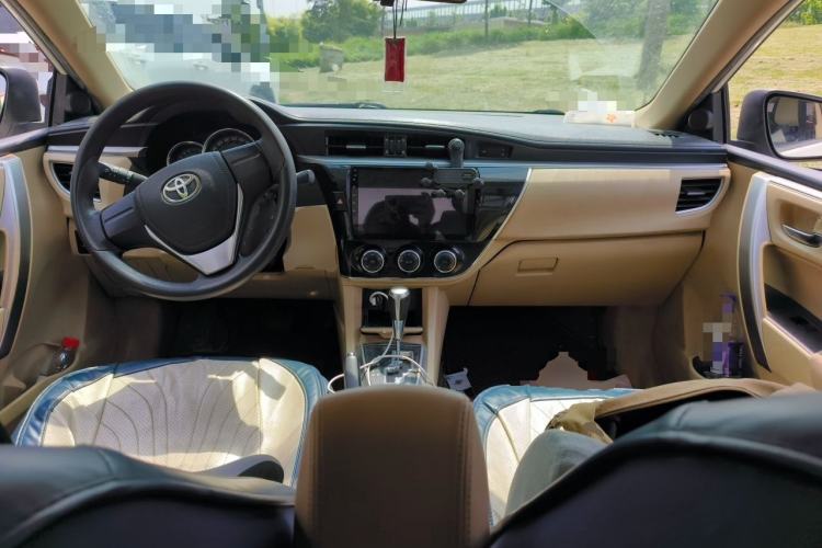 Used Toyota Corolla 2017 Revised Version 1.6L S-CVT GL Center Console