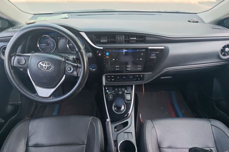 Used Toyota Corolla 2017 Revised Dual-Engine 1.8L E-CVT Elite Edition Center Console