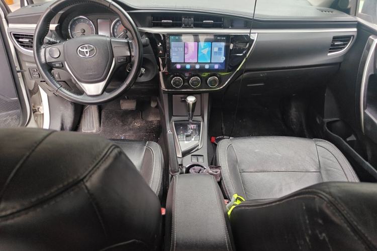 Used Toyota Corolla 2017 1.2T CVT GL-i Leather Edition Center Console