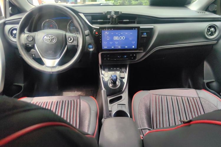 Used Toyota Corolla 2017 Revised Dual-Engine 1.8L E-CVT Leading Edition Center Console