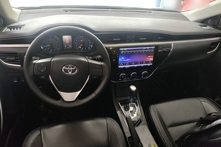 Used Toyota Corolla 2017 1.2T CVT GL-i Leather Edition Center Console