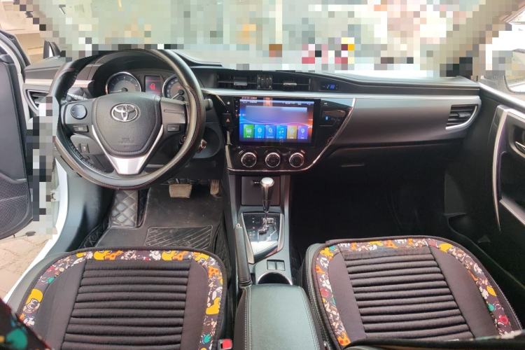 Used Toyota Corolla 2017 1.2T CVT GL-i Leather Edition Center Console