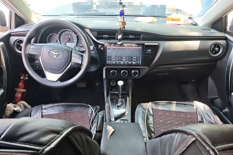Used Toyota Corolla 2017 Revised Version 1.2T S-CVT GL Center Console