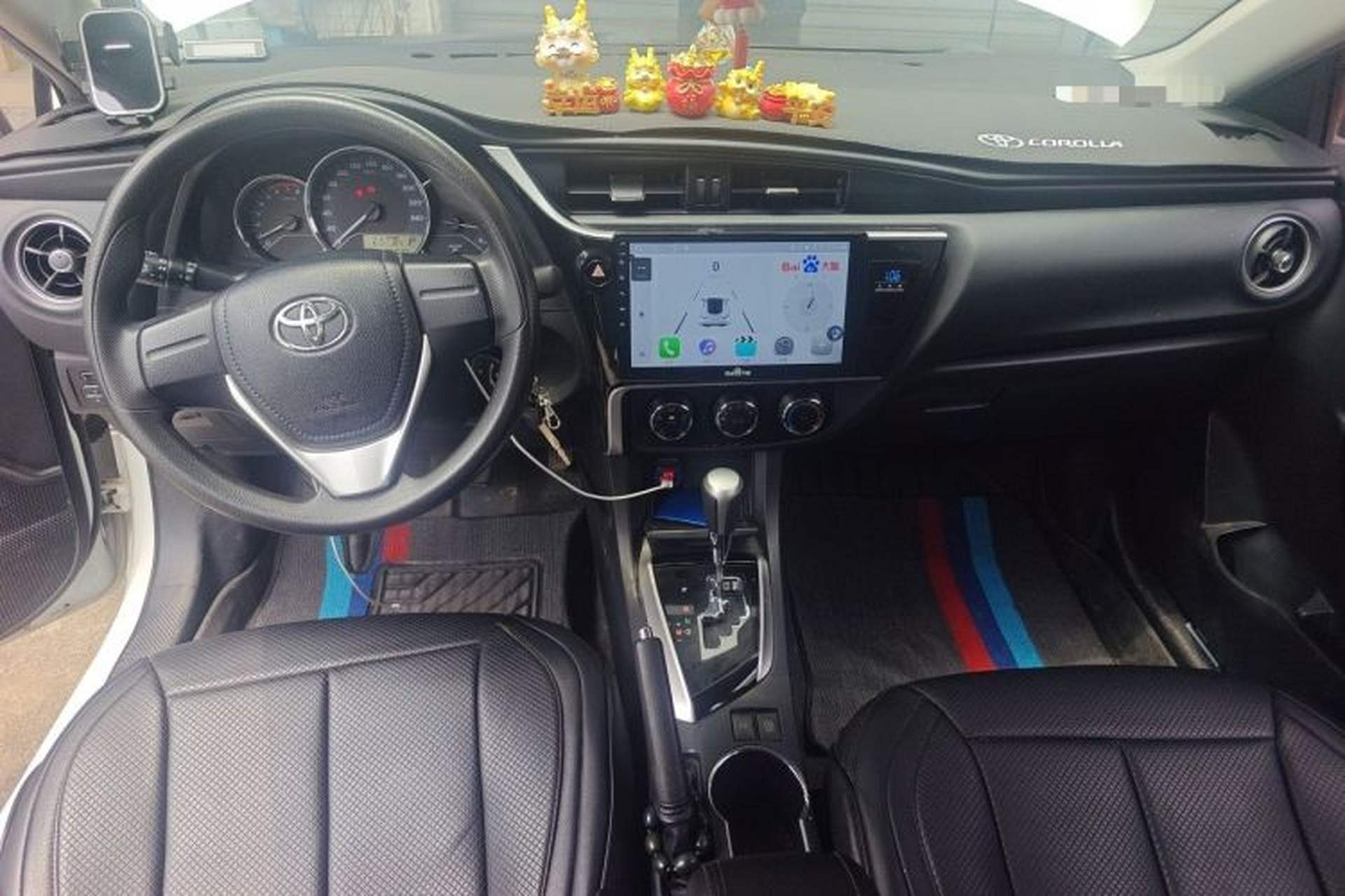 Used Toyota Corolla 2017 Revised Version 1.2T S-CVT GL Center Console