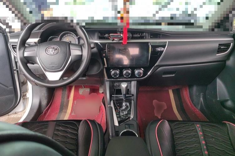 Used Toyota Corolla 2017 Revised Version 1.6L S-CVT GL Center Console