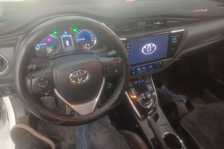 Used Toyota Corolla 2017 Revised Dual-Engine 1.8L E-CVT Elite Edition Center Console