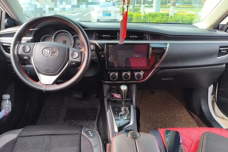Used Toyota Corolla 2017 Revised Version 1.2T S-CVT GL Center Console