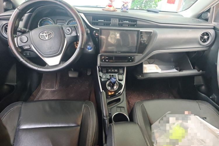 Used Toyota Corolla 2017 Revised Dual-Engine 1.8L E-CVT Elite Edition Center Console