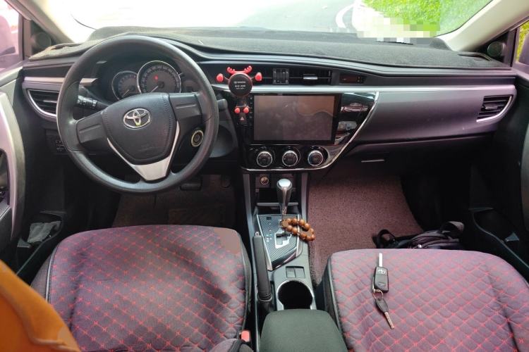 Used Toyota Corolla 2017 Revised Version 1.6L S-CVT GL Center Console