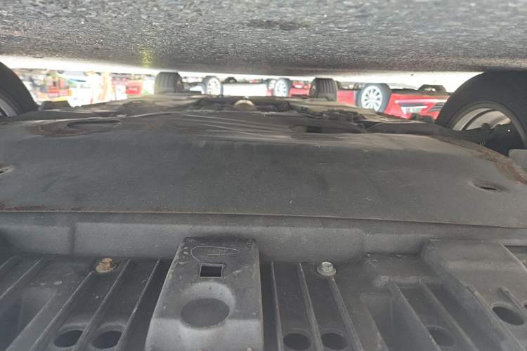 Used Toyota Corolla 2017 Revised Dual-Engine 1.8L E-CVT Leading Edition Chassis Front