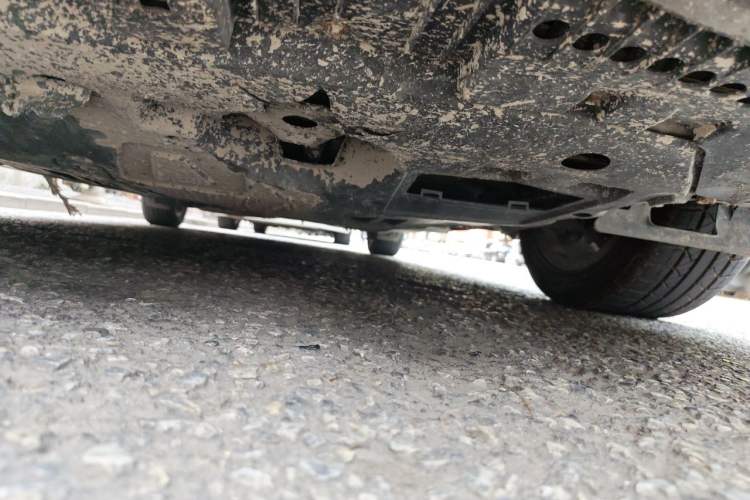 Used Toyota Corolla 2017 Revised Dual-Engine 1.8L E-CVT Leading Edition Chassis Front