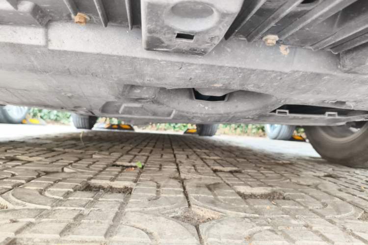 Used Toyota Corolla 2017 Revised Dual-Engine 1.8L E-CVT Leading Edition Chassis Front
