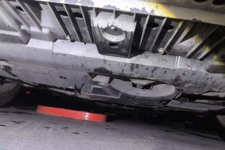 Used Toyota Corolla 2017 Revised Dual-Engine 1.8L E-CVT Leading Edition Chassis Front