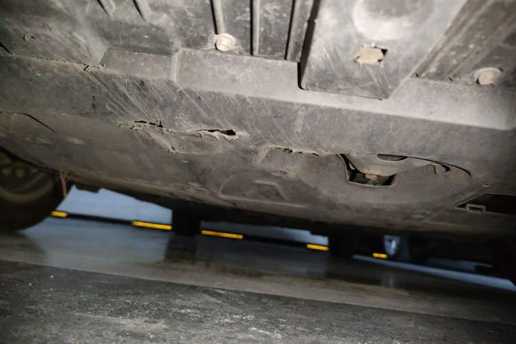 Used Toyota Corolla 2017 Revised Dual-Engine 1.8L E-CVT Elite Edition Chassis Front